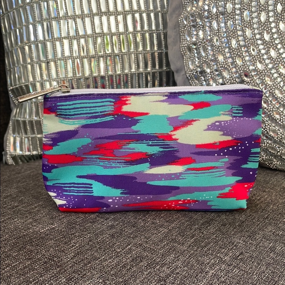 CLINIQUE Multicolor Abstract Pouch